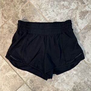 Lululemon hottie hot high rise black shorts